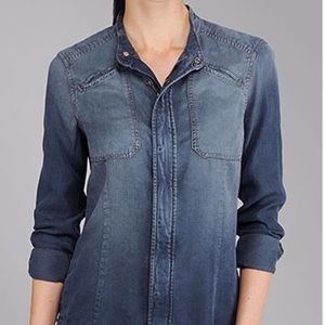 7 for all mankind. Zip up denim chambray. Size XS.